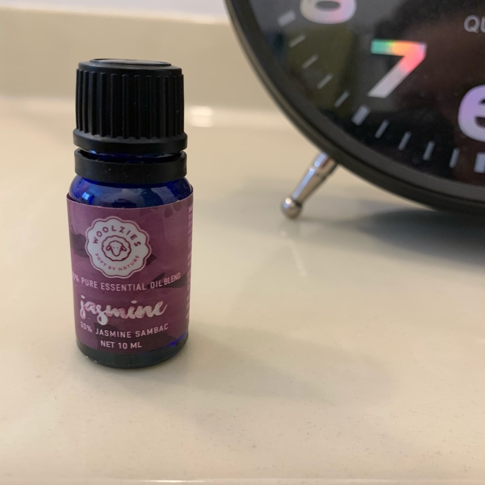 Woolzies Jasmine Oil- Free with purchase
